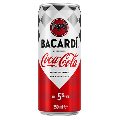 Coca-Cola con ron bacardi lata 25 cl contiene 12 latas